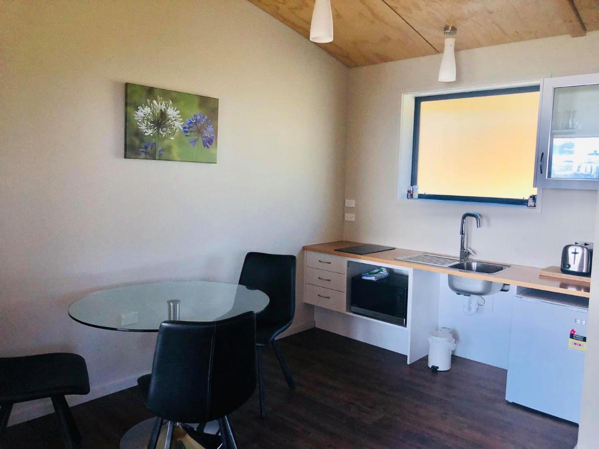 Apartament Chalets At Okurukuru New Plymouth Zewnętrze zdjęcie